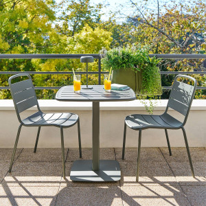 Table de jardin carrée ALEGORIA Vert laurier 2 places - Acier, Traitement anti-rouille renforcé Hespéride