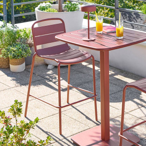 Chaise haute de jardin ALEGORIA Acajou Acier traité époxy, Traitement anti-rouille renforcé Hespéride