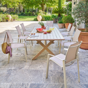 Ensemble table de jardin AXIOME + 8 fauteuils AXANT Miel places - Aluminium traité époxy Hespéride
