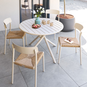 Ensemble table de jardin NEBULLIA + 4 chaises WISTTY Argile places - Aluminium traité époxy, Traitement anti-rouille renforcé Hespéride