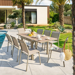 Ensemble table de jardin extensible PIAZZA + 8 chaises Truffe   Café places - Aluminium traité époxy, Verre trempé Hespéride
