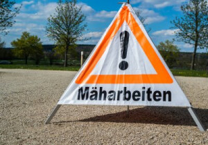 Fototapete Gefahr, Bau, Anmeldung, Wiese, Platte