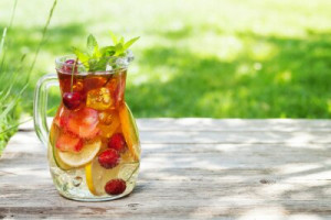 Fototapete Sangria, Limonade, Punsch, Glas, red