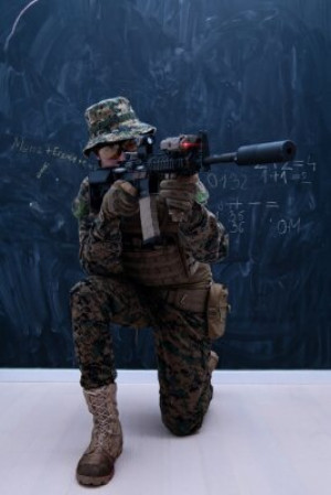 Fototapete Soldat, Armee, Ziel, Sicherheit, Waffe