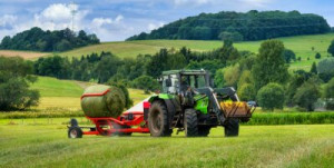 Fototapete Andere Traktor, hay, bale, transportieren, Mais