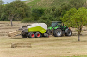 Fototapete Feld, Landwirtschaft, Korn, Traktor, Kultivierung