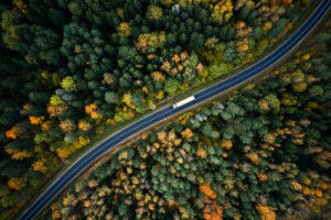 Fototapeta droga, jesień, transport, ciężarówka, krajobraz