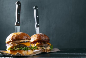 Fototapeta cheeseburger, burger, nóż, hamburger, smakosz