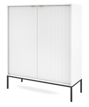 Komoda wysoka Vellore biała z ryflowanymi frontami i złotymi uchwytami HOMEBOOK