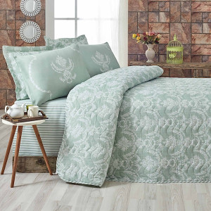Narzuta Sheana 200x220 cm  z dwiema poszewkami na poduszki 50x70 cm miętowa HOMEBOOK