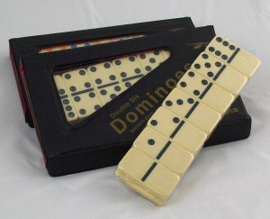 Domino. 28 sztuk w etui