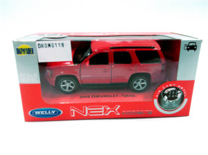 welly samochód 2008 chevrolet tahoe 11cm metal w skali 1:34 - 1:39 mix kol