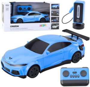 Wyścigówka elektryczna R/C ze stacją ładującą