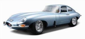 Jaguar E Coupe 1961 Silver Blue 1:18