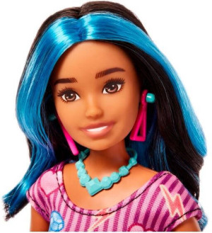 Barbie Skipper. Pierwsza praca. Przekłuwanie uszu