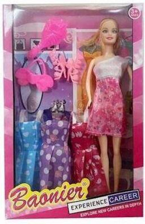 Lalka z ubraniami i akcesoriami
