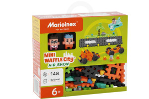 Mini Waffle City. Pokaz lotniczy