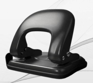 Dziurkacz metalowy 25 kartek GD009-AV. Czarny