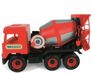 Betoniarka czerwona. Middle truck