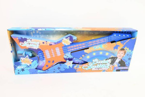 Gitara basowa niebieska