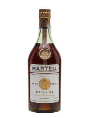 Martell Medaillon / Fine Champagne Cognac / Bot.1960s