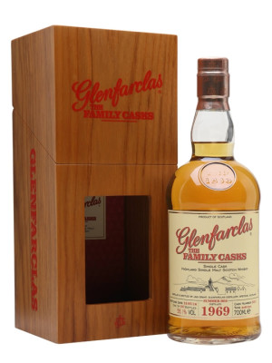 Glenfarclas 1969 / Family Casks S16 / Cask 2451 Speyside Whisky