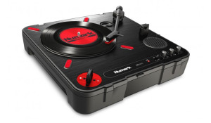 ‌Numark PT01 Scratch - Portable Turntable wit...