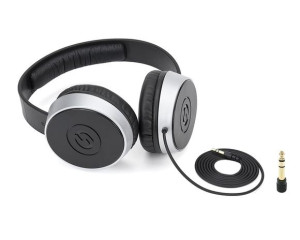 ‌Samson SR550 - Over-Ear Studio Headphones