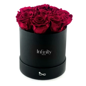 Ciemnoróżowe wieczne róże w czarnym dużym flower boxie Infinity Rose