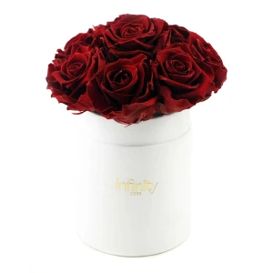 Bukiet czerwone wieczne róże biały średni flower box Infinity Rose - Royal Red