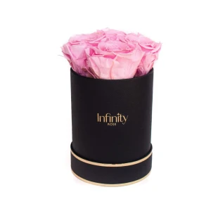 Jasnoróżowe wieczne róże średni czarny flower box Infinity Rose