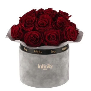 Bukiet czerwone wieczne róże szary flower box Infinity Rose - Royal Red