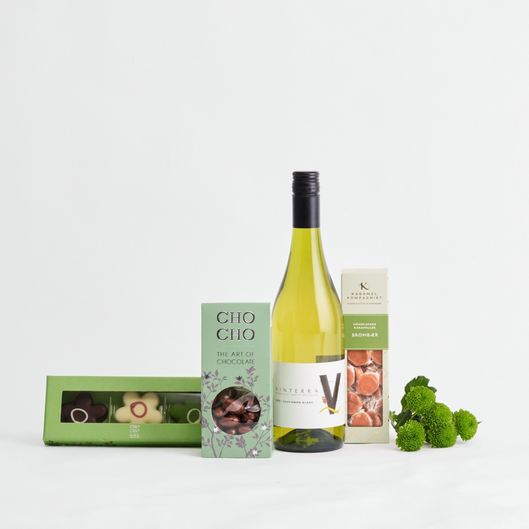 Interflora Gavekurv fyldt med fristelser