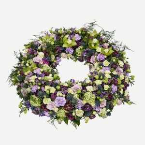 Interflora Rundpyntet krans - Et eksklusivt farvel