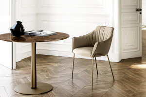 Eforma Era mit Metallgestell Stuhl in Leder - oder Stoffbezug