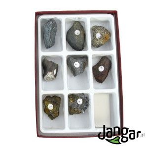 Kolekcja – rysuj minerałem (i)