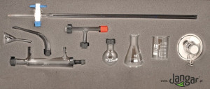 Mały zestaw szkła laboratoryjnego z biuretą – 9 elementów
