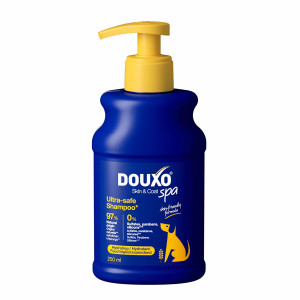 Szampon dla psa nawilżający DOUXO SPA Hydrating Skin and Coat 250 ml