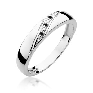 Złoty pierścionek W0118 z czarnymi diamentami białe złoto pr. 585