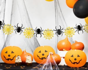 Girlanda Halloween Pająki i pajęczyny złoto-czarna 220 cm