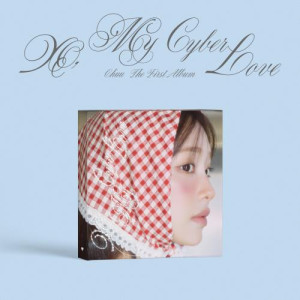 CHUU - 1st Full Album [XO, My Cyberlove] (Love Ver.)