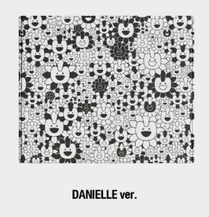 NewJeans - JAPAN DOUBLE SINGLE ALBUM Supernatural wydanie NJ X MURAKAMI Cross Bag wersja DANIELLE