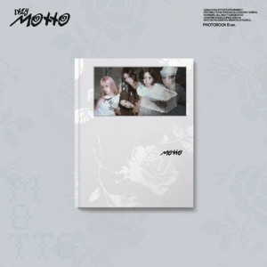 ITZY - [Motto] (PHOTOBOOK Ver.)
