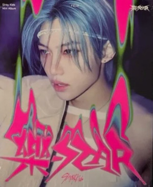 Stray Kids - 8TH MINI ALBUM [樂-STAR] wydanie POSTCARD wersja FELIX