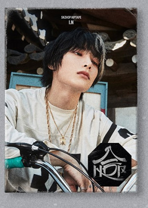 Stray Kids - SKZHOP HIPTAPE HOP - ACCORDION - I.N VER