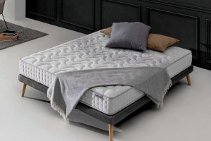 Glow Kaltschaum Matratze 200 x 200 5 19cm 6-lagig 80% Härtegrad max. 115 kg pro Schlafseite Öko-tex