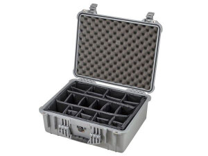 Peli Case 1550 mit Trennwand-Set