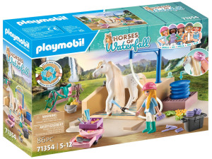 Playmobil - Horses of Waterfall Isabella i klacz Lioness z myjnią dla koni 71354