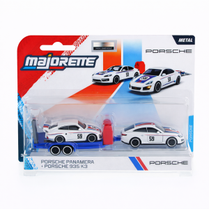 Majorette - Dwa metalowe samochody No.2 Porsche Panamera 1:64 + laweta 2103001