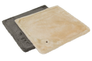 Katzen Trixie Liegemulde eckig 37x37 cm, 37x37 cm, hochwertiger Edelplüsch mit Reißverschluss, aus 100% Polyester, für 9-12 cm Sisalstämme